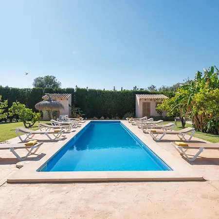 Preciosa Amer En La Costa De Mallorca * S'Illot (Mallorca)